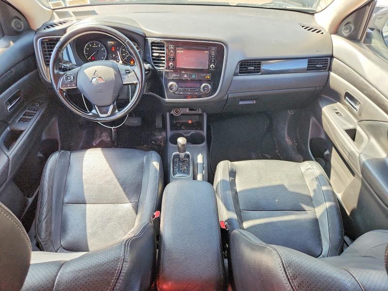 2016 Mitsubishi Outlander VIN JA4AZ3A35GZ037257 COPART salvage auction — MINOR DENT/SCRATCHES, Wv - Certificate Of Title (P), sold $3,000 on 2026-07-31 (photo 8)