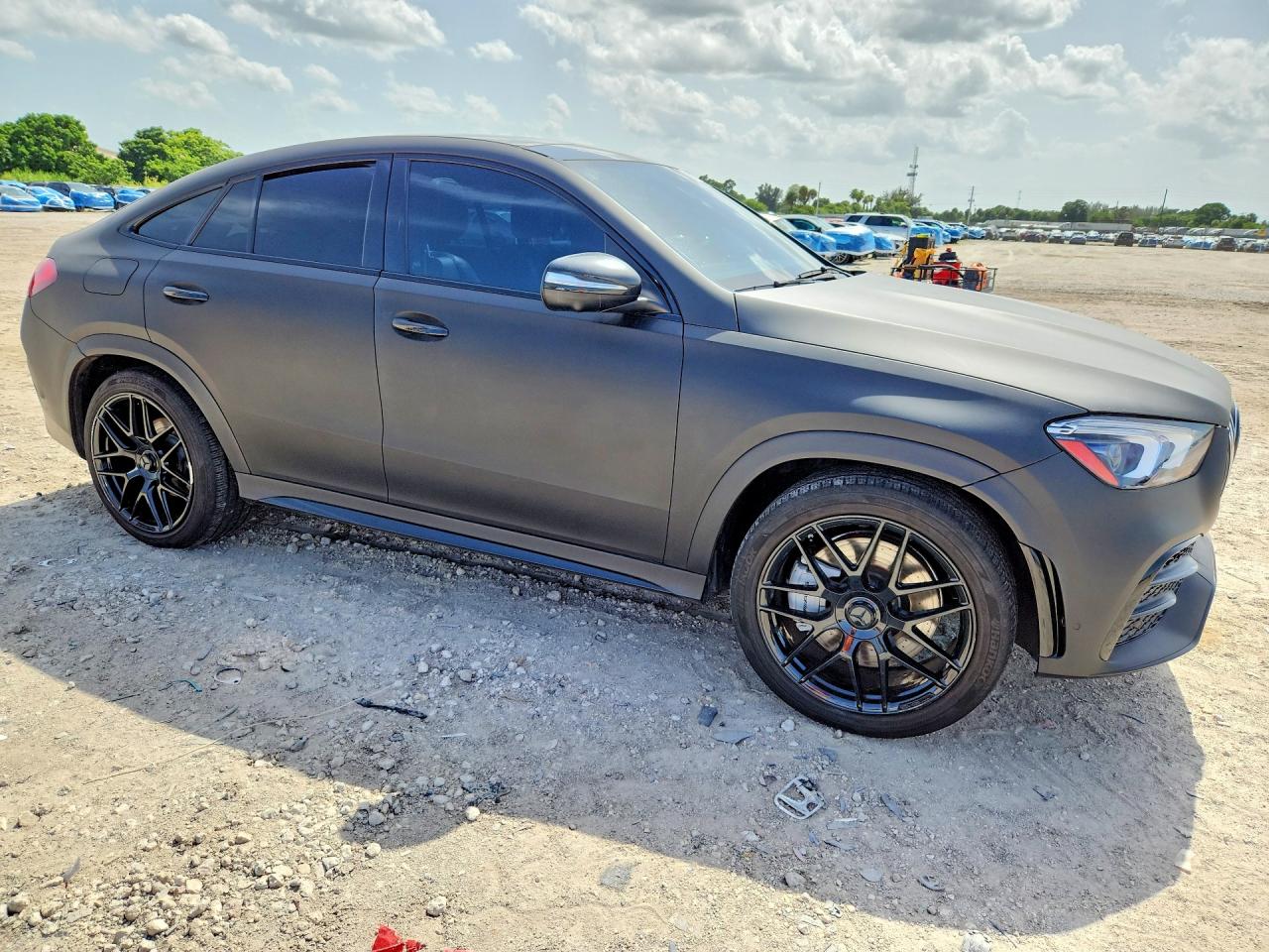 2021 Mercedes-benz Gle VIN 4JGFD6BB6MA403573 COPART salvage auction — Minor Dent/Scratches, FL - CERTIFICATE OF TITLE, sold $44,000 on 2026-08-06 (photo 4)