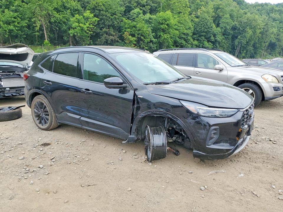 2024 Ford Escape VIN 1FMCU9PA7RUB00215 COPART salvage auction — SIDE, Ny - Mv-907A Salvage Certificate, sold $10,800 on 2026-08-24 (photo 4)