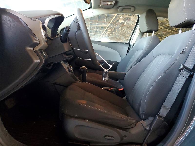 2019 Chevrolet SONIC VIN 1G1JD5SB0K4117165 COPART salvage auction — MINOR DENT/SCRATCHES, AZ - CERTIFICATE OF TITLE, sold $1,750 on 2026-08-03 (photo 7)