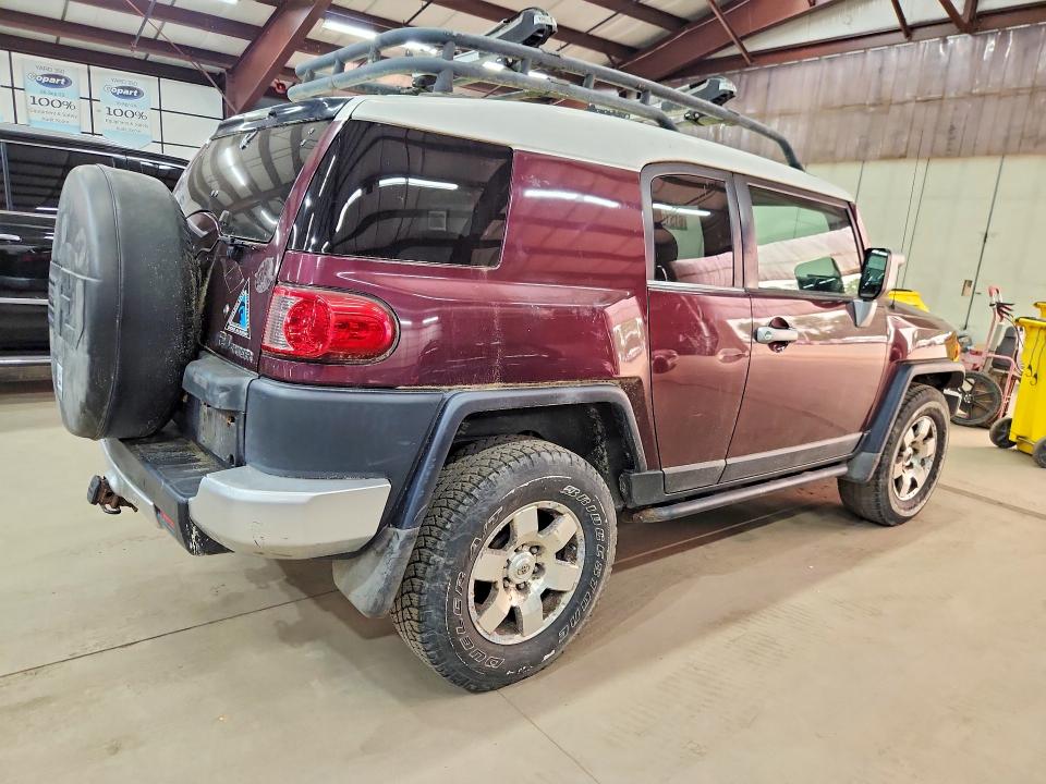 2007 Toyota Fj cruiser VIN JTEBU11F270028524 COPART salvage auction — MINOR DENT/SCRATCHES, Nh - Certificate Of Title (P), sold $7,800 on 2026-07-23 (photo 3)