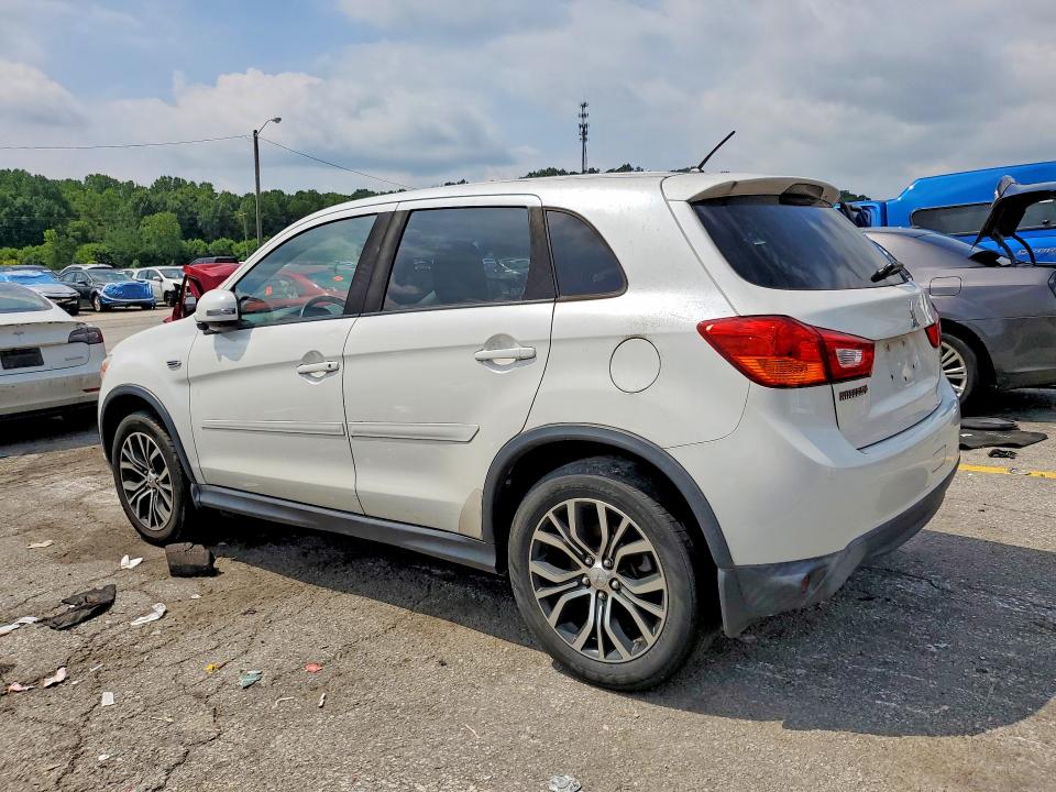 2016 Mitsubishi VIN JA4AR3AW5GZ034885 COPART salvage auction — MINOR DENT/SCRATCHES, Ky - Certificate Of Title (P), sold $3,150 on 2026-07-23 (photo 2)