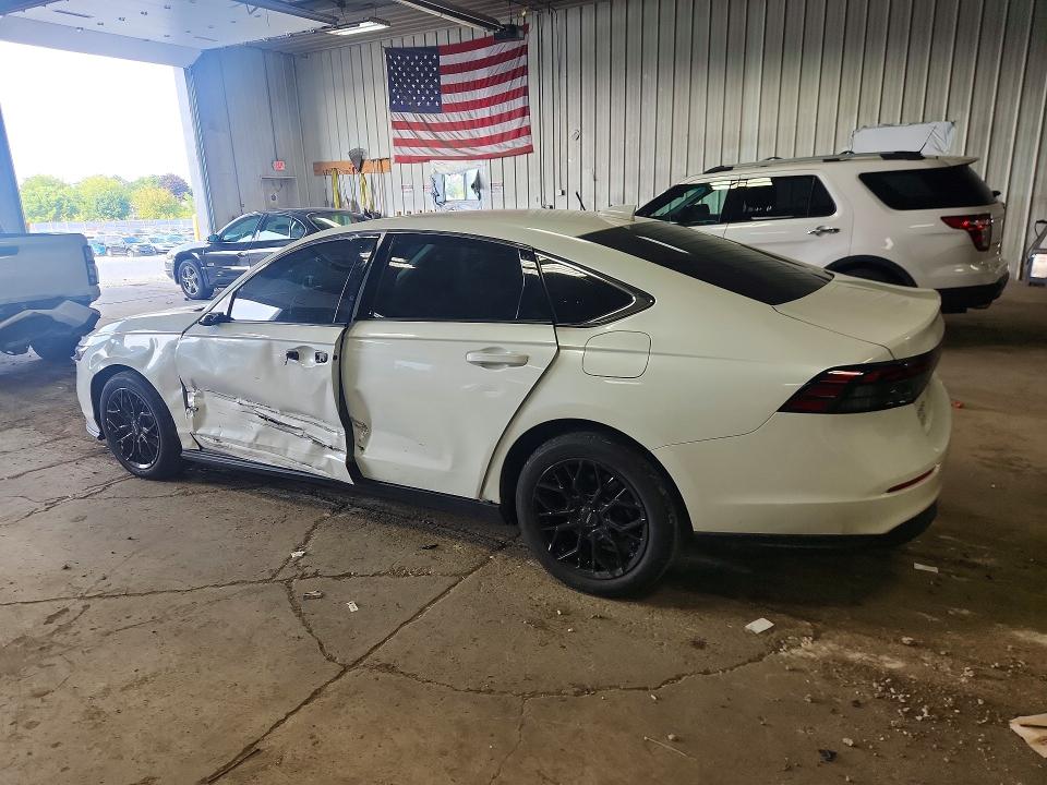 2024 Honda Accord VIN 1HGCY1F37RA037942 COPART salvage auction — SIDE, WI - CERT OF TITLE-CLAIM PAID, sold $9,400 on 2026-07-27 (photo 2)