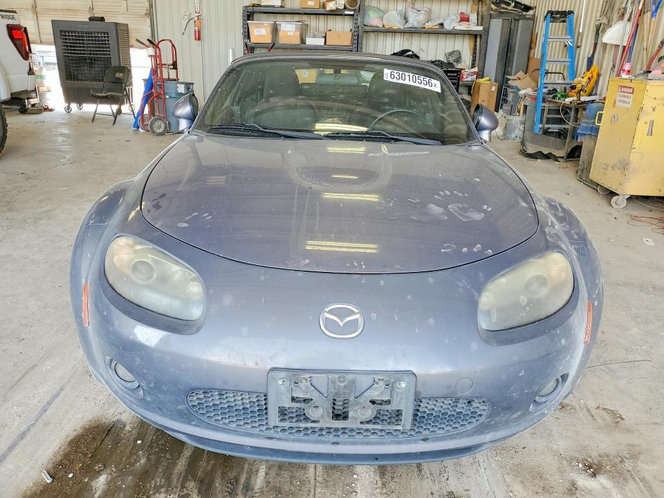 2006 Mazda Mx-5 VIN JM1NC25F860110924 COPART salvage auction — MECHANICAL, TX - CERTIFICATE OF TITLE, sold $175 on 2026-07-31 (photo 5)