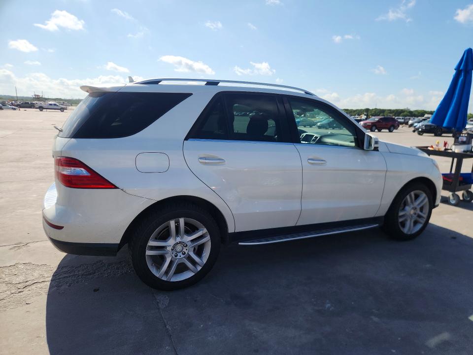 2014 Mercedes-benz M-klasse VIN 4JGDA5JB4EA411782 COPART salvage auction — REAR END, Tx - Salvage Vehicle Title, sold $4,300 on 2026-08-03 (photo 3)