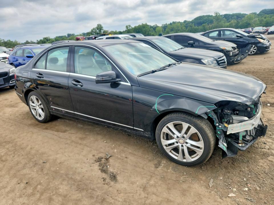 2014 Mercedes-benz C-klasse VIN WDDGF8AB6ER306401 COPART salvage auction — FRONT END, Ct - Cert Of Title-Salvage, sold $1,450 on 2026-08-07 (photo 4)