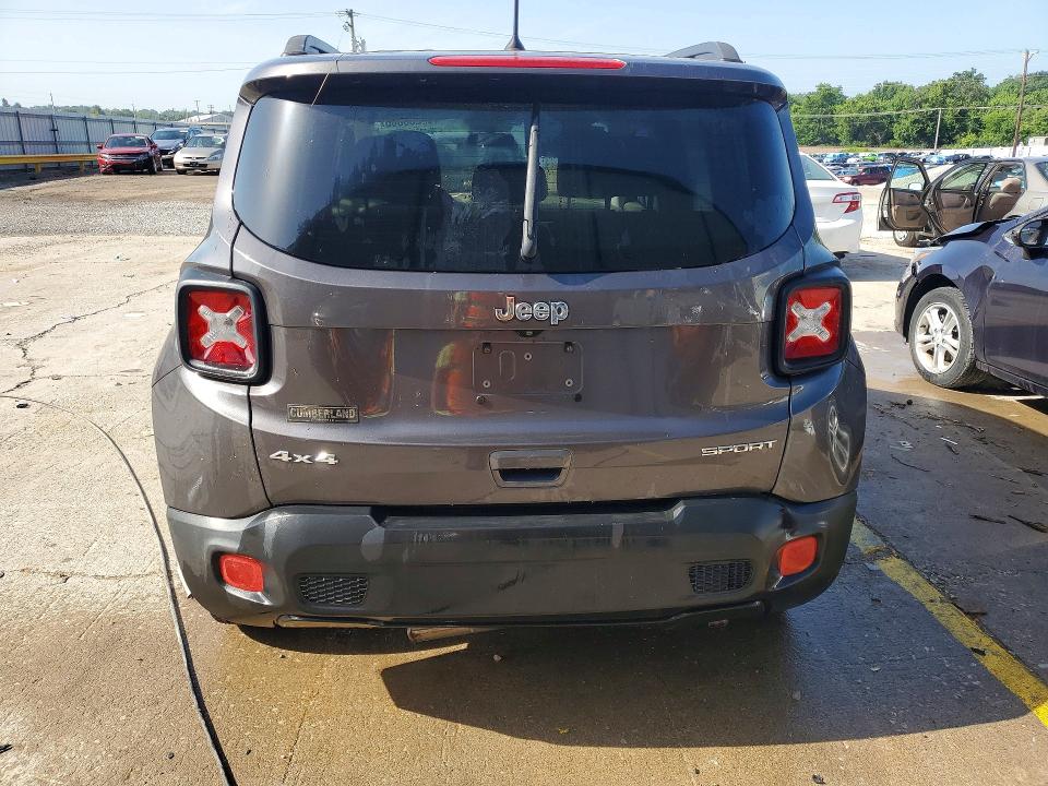 2018 Jeep Renegade VIN ZACCJBAB8JPH18414 COPART salvage auction — WATER/FLOOD, KY - BILL OF SALE/PART ONLY/NO TITL, sold $950 on 2026-08-12 (photo 6)
