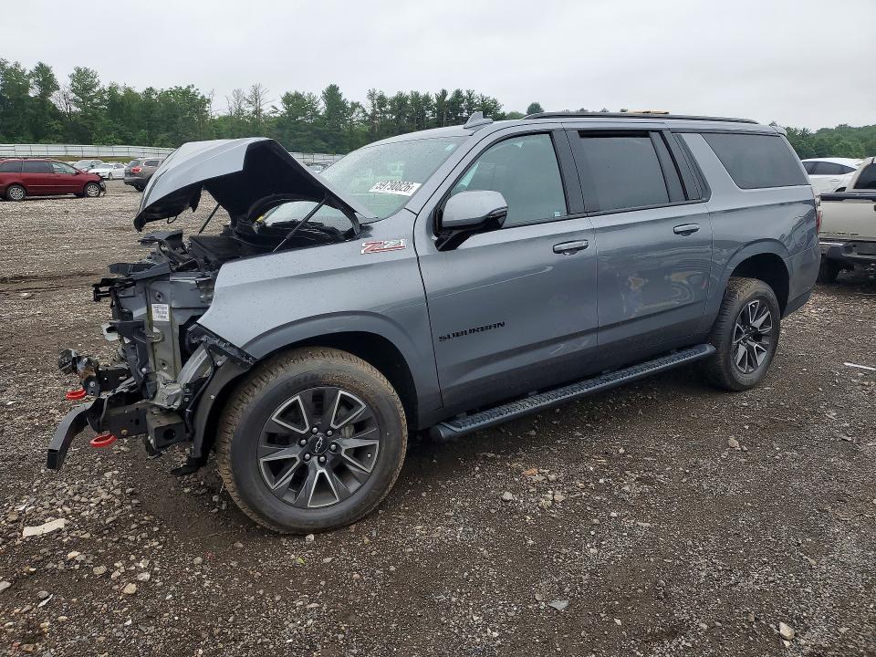 2022 Chevrolet Suburban VIN 1GNSKDKD5NR127704 — COPART salvage auction photo