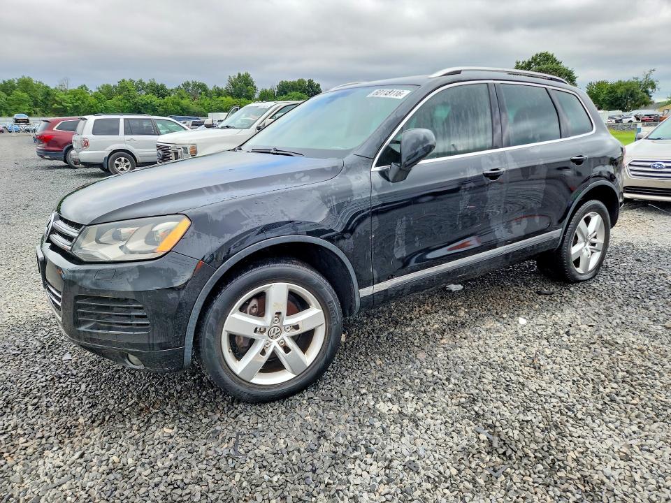 2011 Volkswagen Touareg VIN WVGFF9BP4BD005930 COPART salvage auction — WATER/FLOOD, NJ - CERT OF TITLE-SALVAGE FLOOD, sold $375 on 2026-08-11 (photo 1)