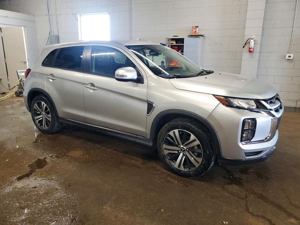 2025 Mitsubishi Outlander sport VIN JA4ARUAU7SU011909 COPART salvage auction — FRONT END, WI - CERTIFICATE OF TITLE (P), sold $13,100 on 2026-07-27 (photo 4)