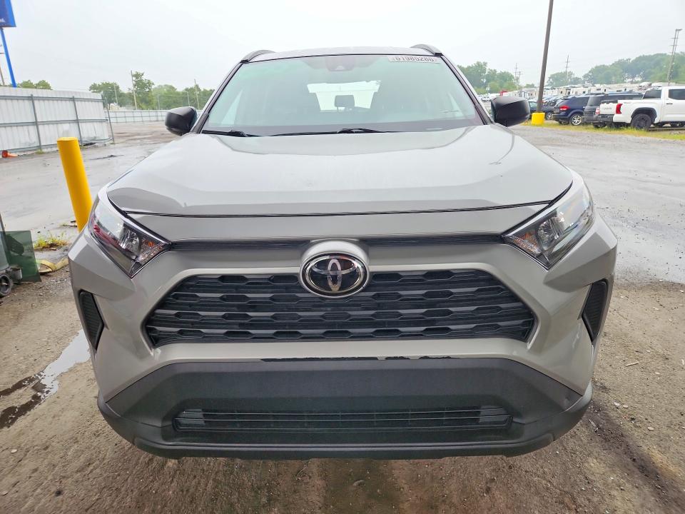 2019 Toyota Rav 4 VIN 2T3F1RFV5KW077671 COPART salvage auction — REAR END, Id - Salvage Certificate Of Title, sold $9,700 on 2026-08-24 (photo 5)