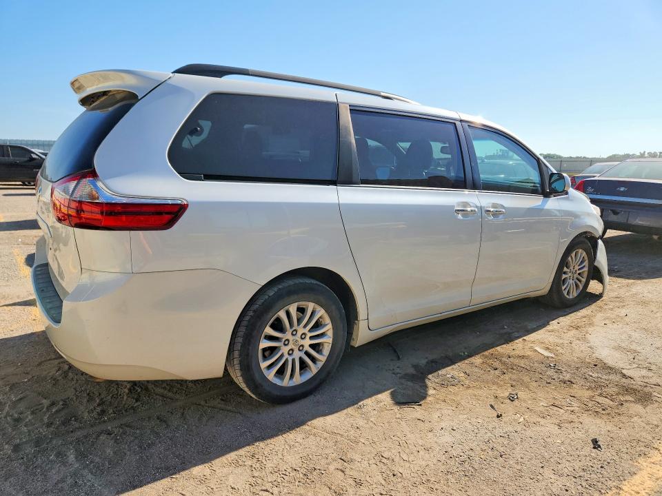 2015 Toyota Sienna VIN 5TDYK3DC1FS622115 COPART salvage auction — FRONT END, Salvage Title, sold $175 on 2026-07-27 (photo 3)