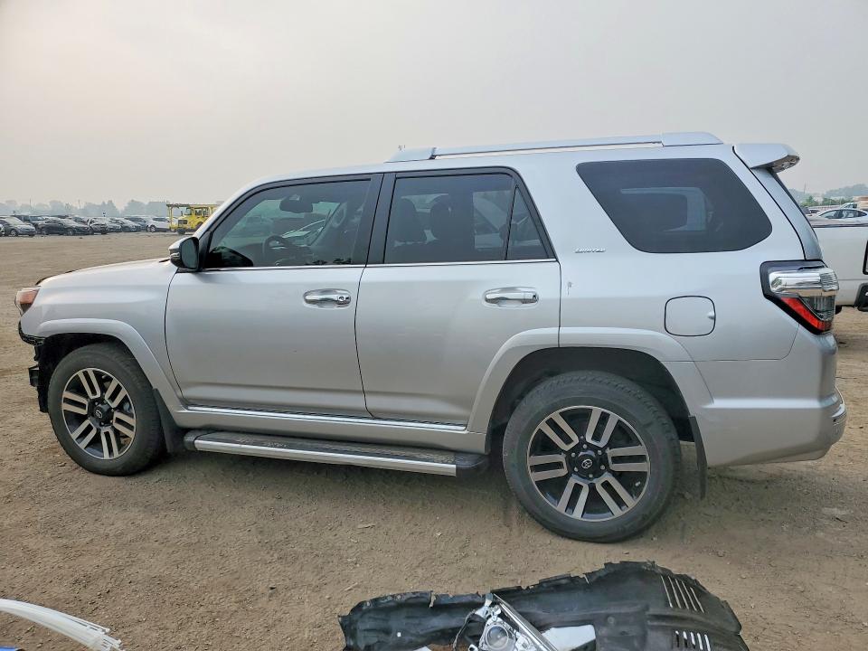 2018 Toyota 4runner VIN JTEBU5JR3J5529014 COPART salvage auction — FRONT END, ON - PERMIT SALVAGE, sold $9,300 on 2026-07-30 (photo 2)