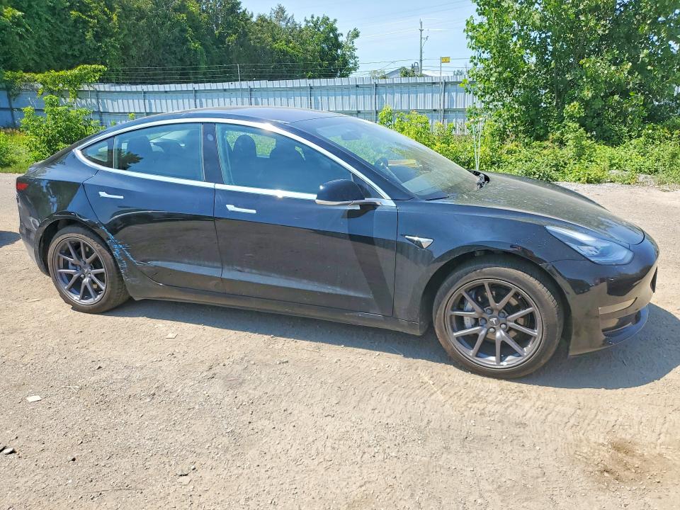 2018 Tesla Model 3 VIN 5YJ3E1EA9JF179874 COPART salvage auction — ROOF, On - Permit No Brand - Unfit, sold $225 on 2026-07-30 (photo 4)