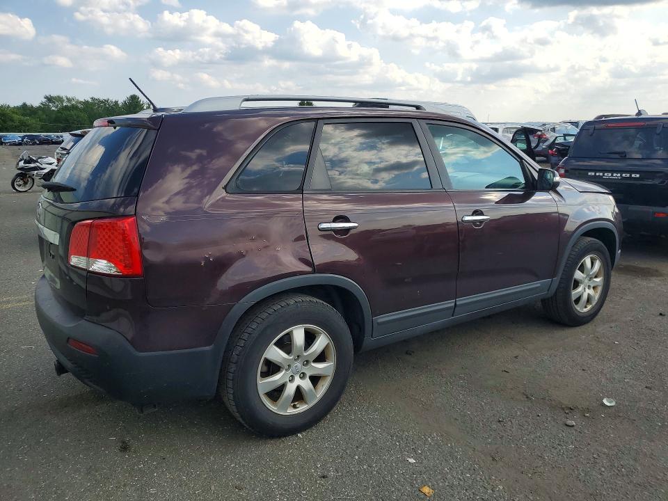2011 Kia Sorento VIN 5XYKT3A15BG164902 COPART salvage auction — REAR END, Pa - Cert Of Title, sold $2,850 on 2026-07-31 (photo 3)