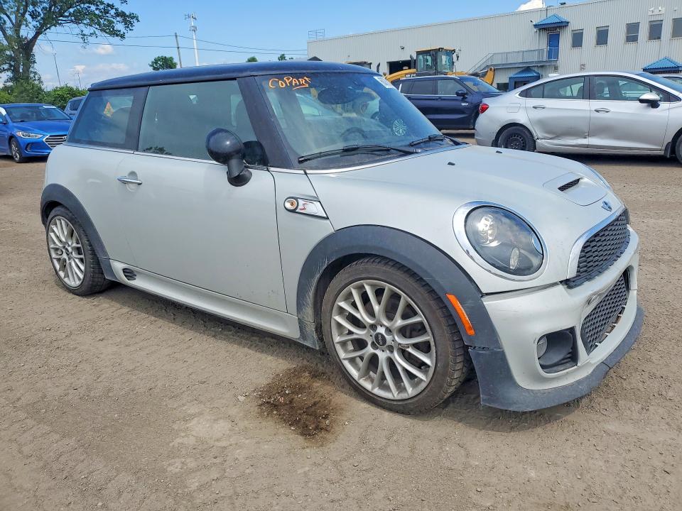 2013 Mini Cooper VIN WMWSV3C58DT477716 COPART salvage auction — FRONT END, Qc - Gravement Accidente, sold $2,250 on 2026-08-11 (photo 4)