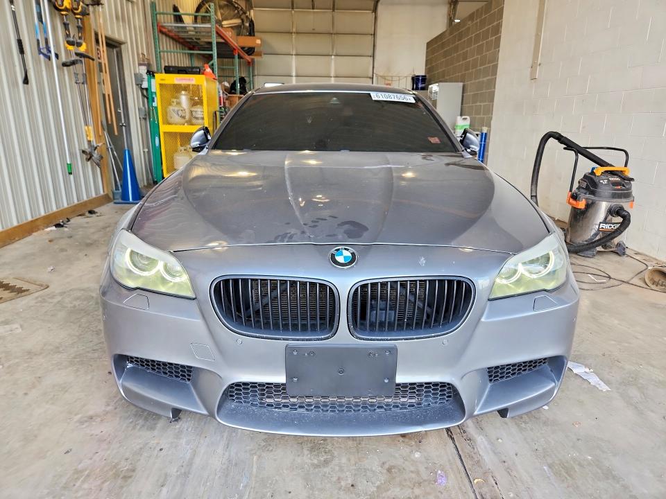 2013 BMW M5 VIN WBSFV9C54DC773316 COPART salvage auction — HAIL, Mo - Salvage Certificate Of Title, sold $9,200 on 2026-07-23 (photo 5)