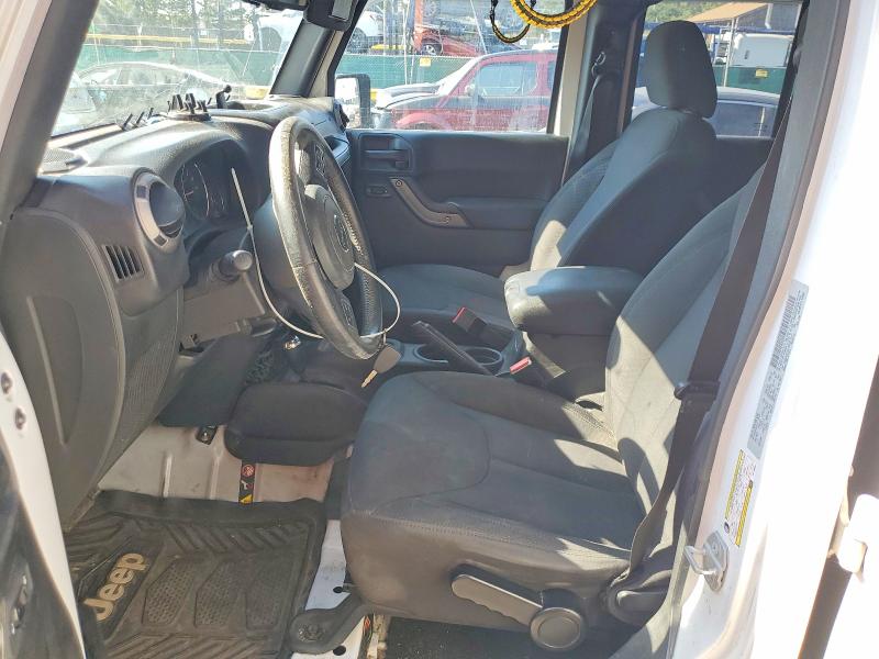 2016 Jeep Wrangler unlimited VIN 1C4BJWDG1GL109897 COPART salvage auction — MINOR DENT/SCRATCHES, Co - Dis/Dlr/Exp Only Clean Title, sold $3,350 on 2026-07-30 (photo 7)