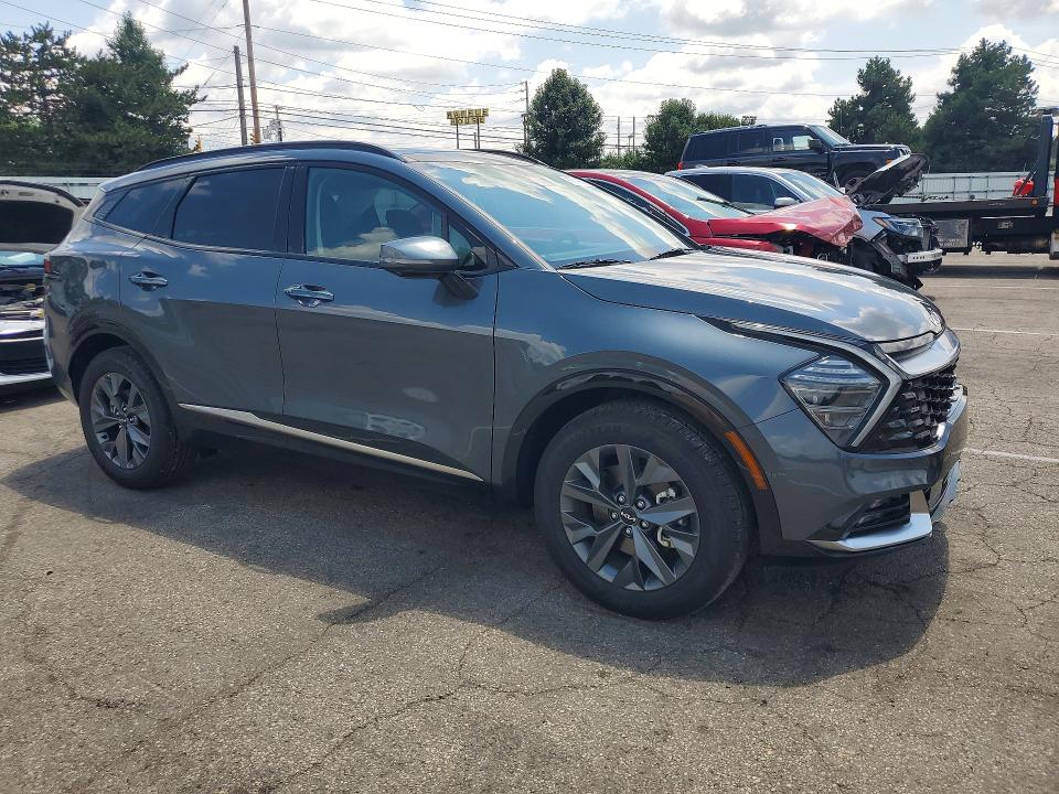 2025 Kia Sportage VIN KNDPXCDG6S7249075 COPART salvage auction — SIDE, Oh - Cert Of Title-Salvage, sold $100 on 2026-07-29 (photo 4)