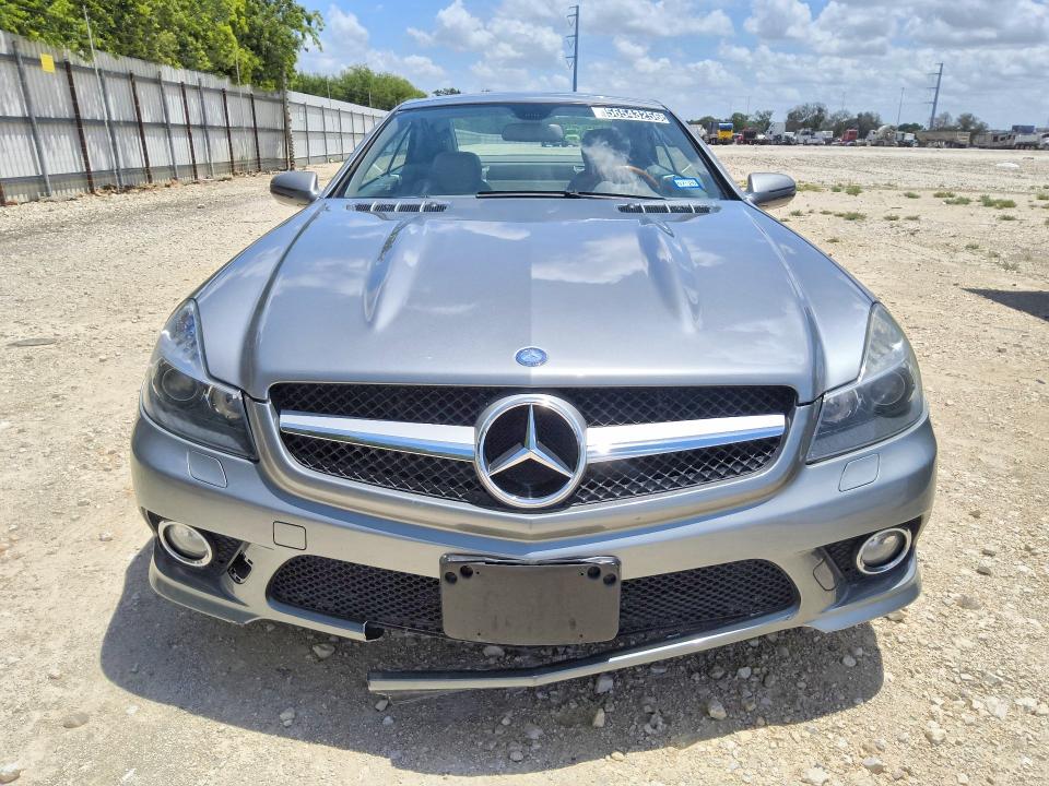 2009 Mercedes-benz Sl-class VIN WDBSK71FX9F155727 COPART salvage auction — MINOR DENT/SCRATCHES, TX - CERTIFICATE OF TITLE, sold $5,700 on 2026-07-14 (photo 5)