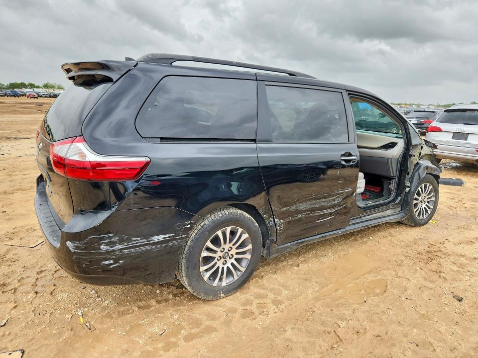 2019 Toyota Sienna VIN 5TDYZ3DC6KS012636 COPART salvage auction — SIDE, TX - SALVAGE VEHICLE TITLE, sold $10 on 2026-07-30 (photo 3)