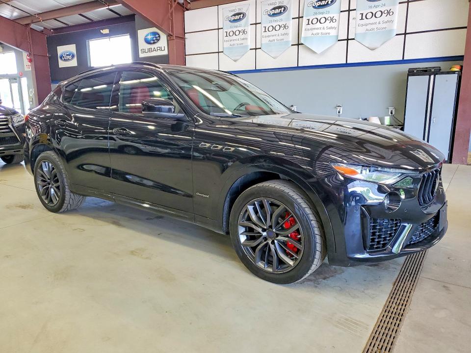2019 Maserati Levante VIN ZN661YUS2KX314937 COPART salvage auction — MINOR DENT/SCRATCHES, In - Certificate Of Title, sold $11,900 on 2026-07-27 (photo 4)