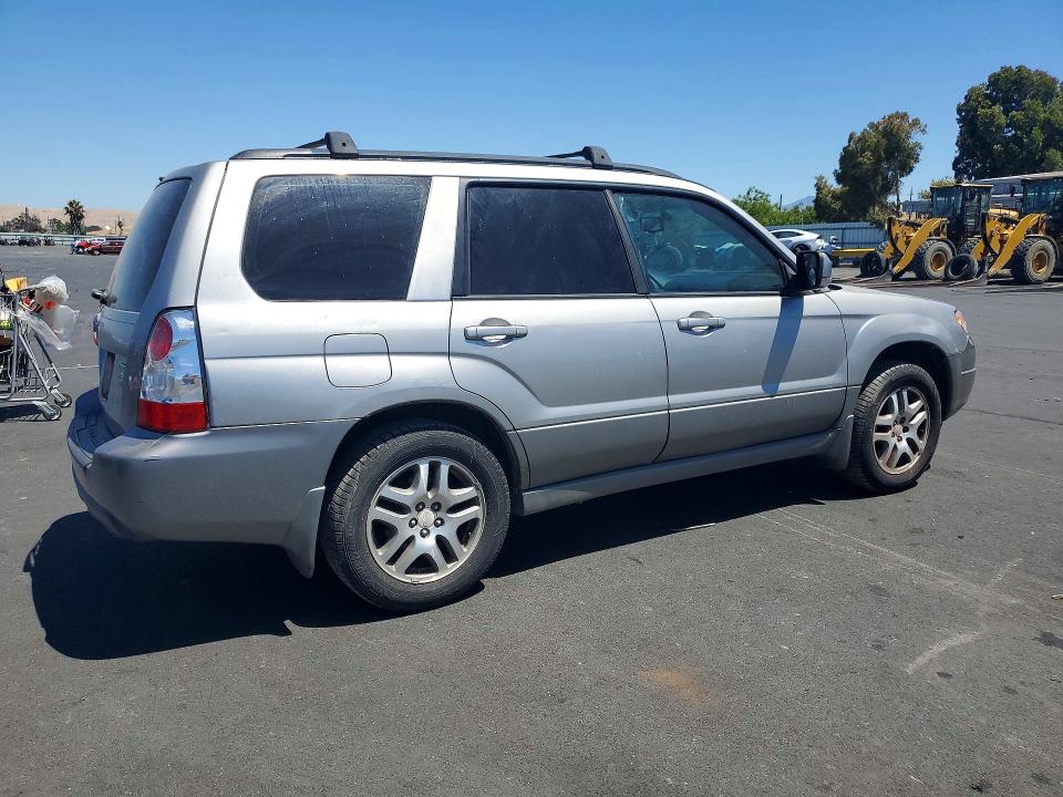 2006 Subaru Forester VIN JF1SG67696H751101 COPART salvage auction — NORMAL WEAR, Ca - Dis/Dlr/Exp Only Clean Title, sold $200 on 2026-07-29 (photo 3)