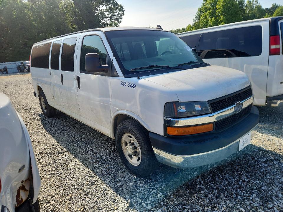 2016 Chevrolet VIN 1GAZGPFGXG1194078 COPART salvage auction — NORMAL WEAR, Fl - Dealer Only Clean Title (P), sold $2,350 on 2026-07-22 (photo 4)