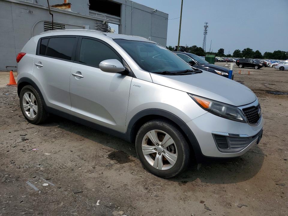 2012 Kia Sportage VIN KNDPBCA22C7213800 COPART salvage auction — MINOR DENT/SCRATCHES, VA - CERTIFICATE OF TITLE, sold $1,350 on 2026-07-29 (photo 4)