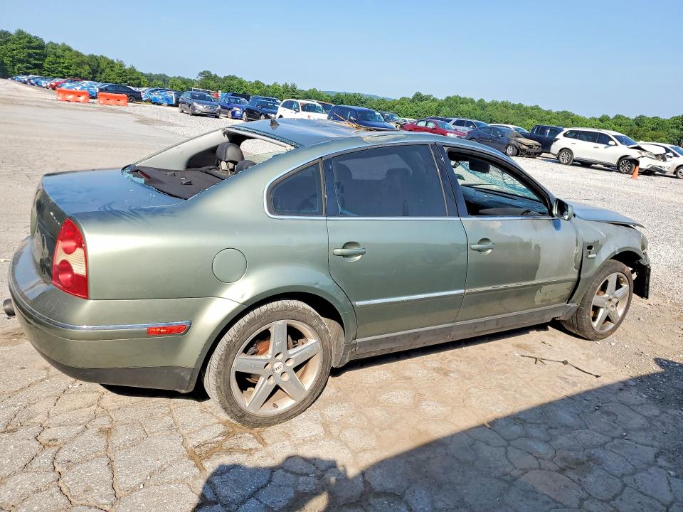 2003 Volkswagen Passat VIN WVWPD63B83E304526 COPART salvage auction — ROLLOVER, PA - CERTIFICATE OF SALVAGE, sold $375 on 2026-08-06 (photo 3)