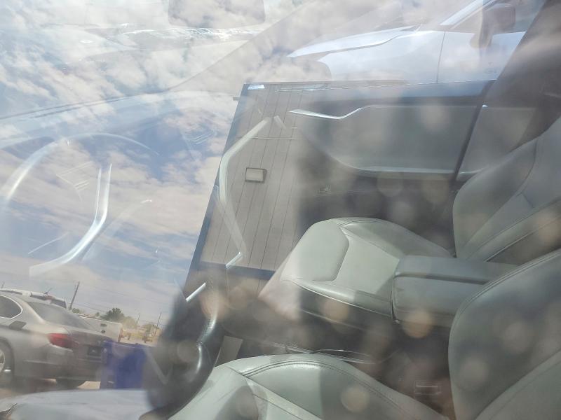 2015 Tesla Model s VIN 5YJSA1E19FF116174 COPART salvage auction — MINOR DENT/SCRATCHES, Nv - Certificate Of Title, sold $1,750 on 2026-07-27 (photo 8)
