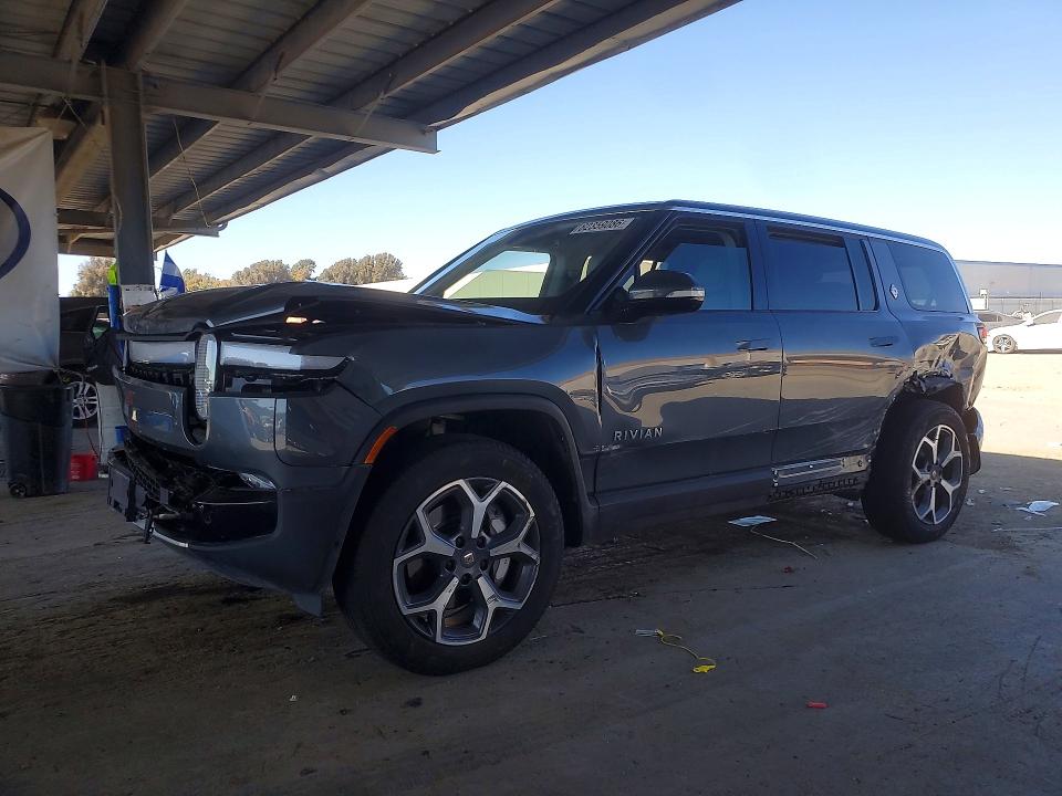 2024 Rivian R1s VIN 7PDSGBBA5RN032103 — COPART salvage auction photo