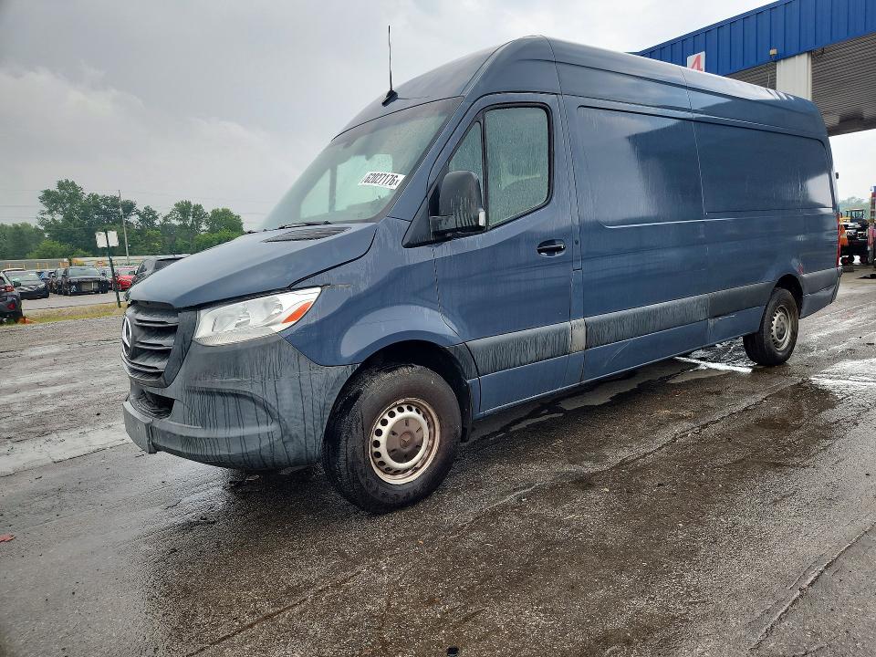 2019 Mercedes-benz Sprinter VIN WD4PF1CD5KP143494 COPART salvage auction — MINOR DENT/SCRATCHES, Wv - Certificate Of Title (P), sold $7,200 on 2026-07-28 (photo 1)