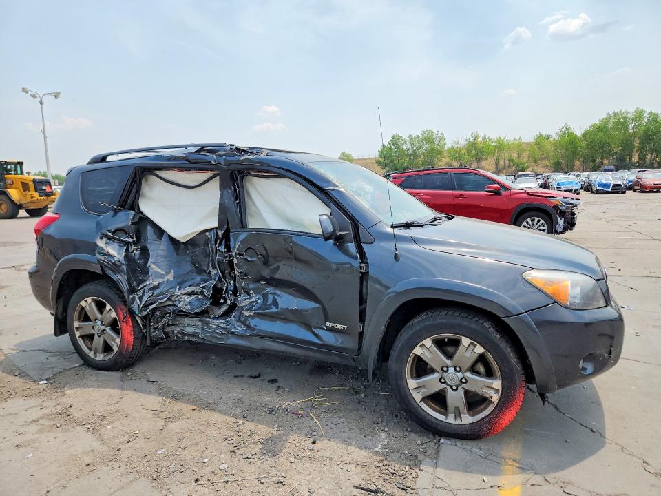 2008 Toyota Rav 4 VIN JTMBK32V485056986 COPART salvage auction — SIDE, Co - Public - Salvage Title, sold $400 on 2026-07-22 (photo 4)
