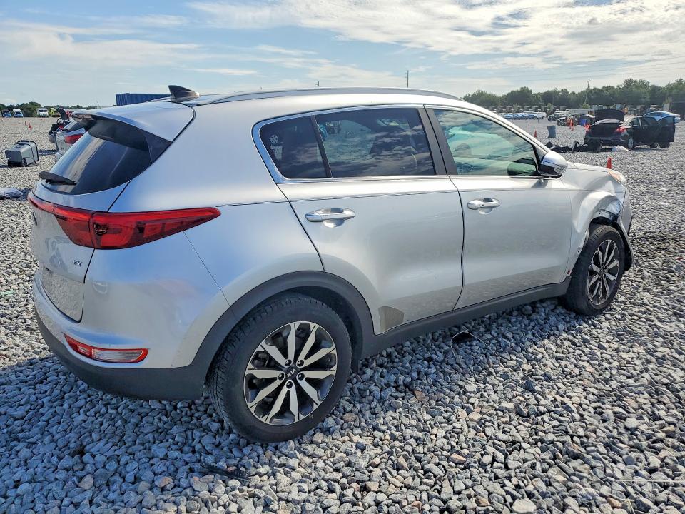 2017 Kia VIN KNDPN3ACXH7215544 COPART salvage auction — SIDE, Fl - Cert Of Title Slvg Rebuildable, sold $3,100 on 2026-07-17 (photo 3)