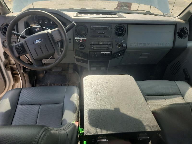 2013 Ford F-450 super duty VIN 1FDUF4GY9DEA42738 COPART salvage auction — MINOR DENT/SCRATCHES, LA - CERTIFICATE OF TITLE, sold $2,050 on 2026-09-01 (photo 8)