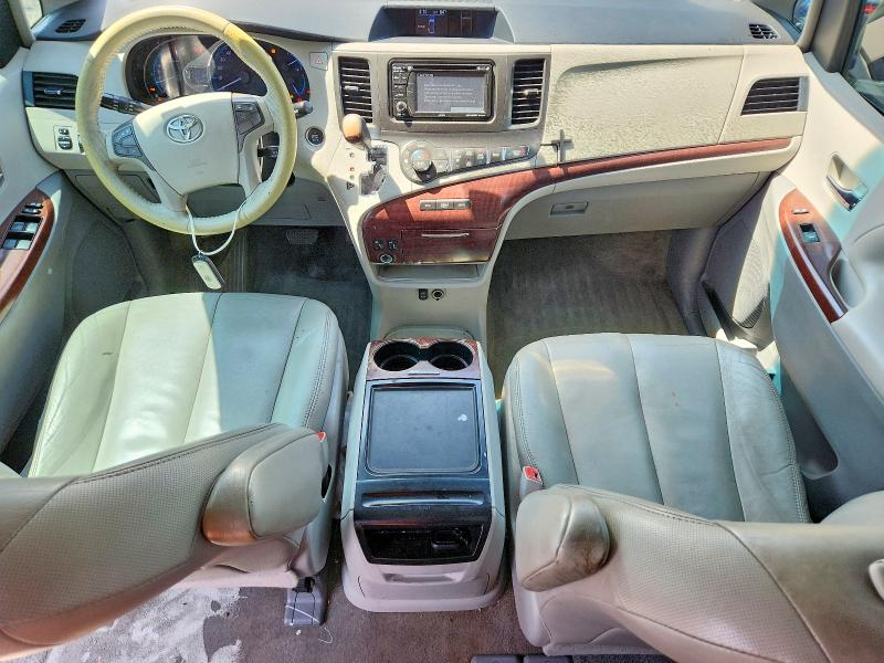 2012 Toyota Sienna VIN 5TDYK3DC7CS262747 COPART salvage auction — MINOR DENT/SCRATCHES, Md - Certificate Of Title, sold $275 on 2026-07-30 (photo 8)