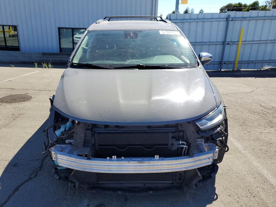 2022 Chrysler Pacifica VIN 2C4RC1GG3NR168462 COPART salvage auction — FRONT END, Ca - Salvage Certificate, sold $7,500 on 2026-07-31 (photo 5)