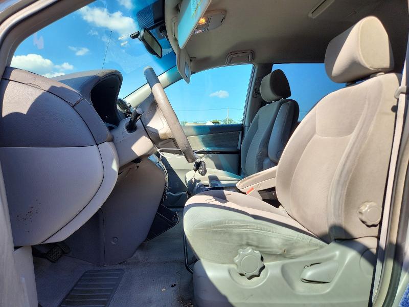 2004 Toyota Sienna VIN 5TDBA23C74S008445 COPART salvage auction — MINOR DENT/SCRATCHES, NY - CERTIFICATE OF TITLE, sold $550 on 2026-07-30 (photo 7)
