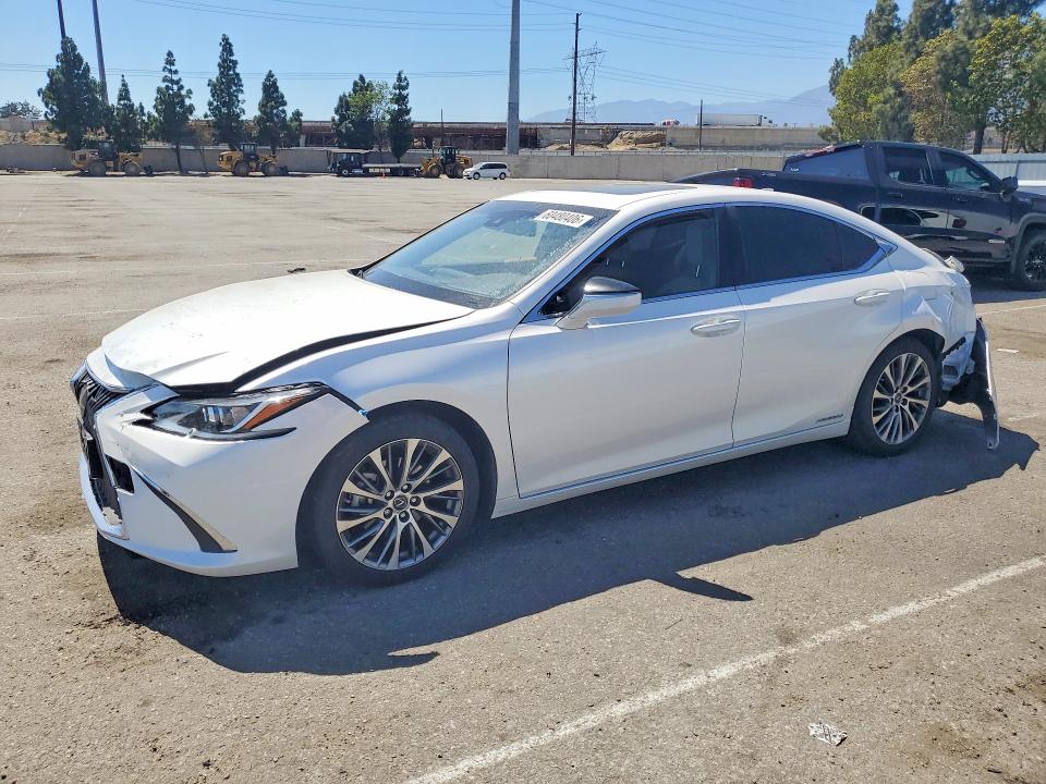 2019 Lexus Es 300h VIN JTHB21B14K2008235 — COPART salvage auction photo