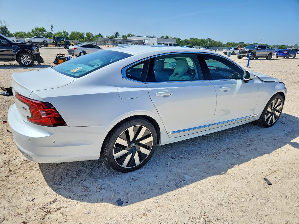 2025 Volvo S90 VIN LVYH60AF8SP444752 COPART salvage auction — FRONT END, Salvage Title, sold $15,100 on 2026-09-03 (photo 3)