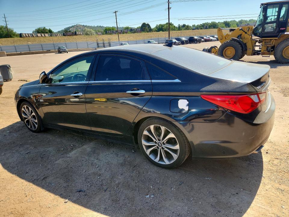 2013 Hyundai Sonata VIN 5NPEC4AB5DH682113 COPART salvage auction — MINOR DENT/SCRATCHES, Tx - Certificate Of Title, sold $325 on 2026-07-20 (photo 2)