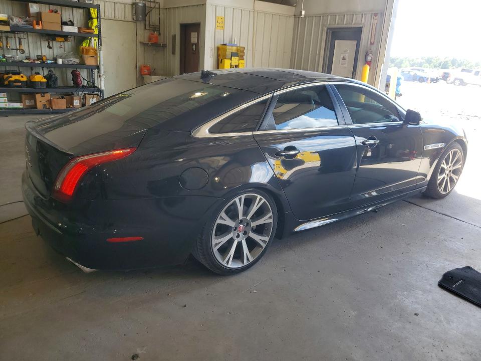 2015 Jaguar Xj VIN SAJWA1CZXF8V86757 COPART salvage auction — MINOR DENT/SCRATCHES, Tx - Dealer Only Clean Title, sold $600 on 2026-07-28 (photo 3)