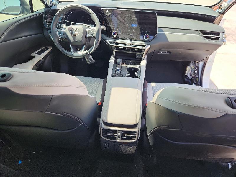 2025 Lexus VIN 2T2BBMCA0SC088793 COPART salvage auction — SIDE, Tx - Certificate Of Title, sold $25,250 on 2026-08-24 (photo 8)