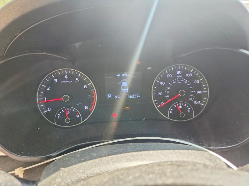 2019 Kia Optima VIN 5XXGT4L3XKG296097 COPART salvage auction — MINOR DENT/SCRATCHES, Oh - Certificate Of Title, sold $825 on 2026-07-29 (photo 9)