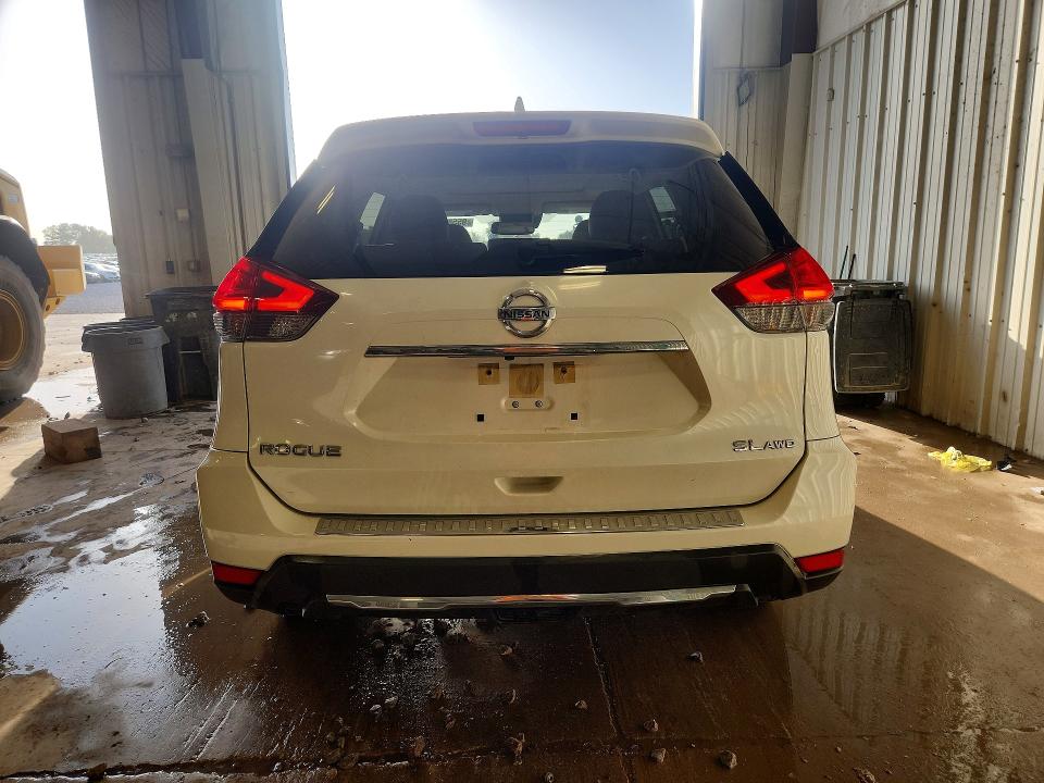2017 Nissan Rogue VIN JN8AT2MVXHW277099 COPART salvage auction — HAIL, Wi - Junked Vehicle Bill Of Sale, sold $250 on 2026-07-13 (photo 6)