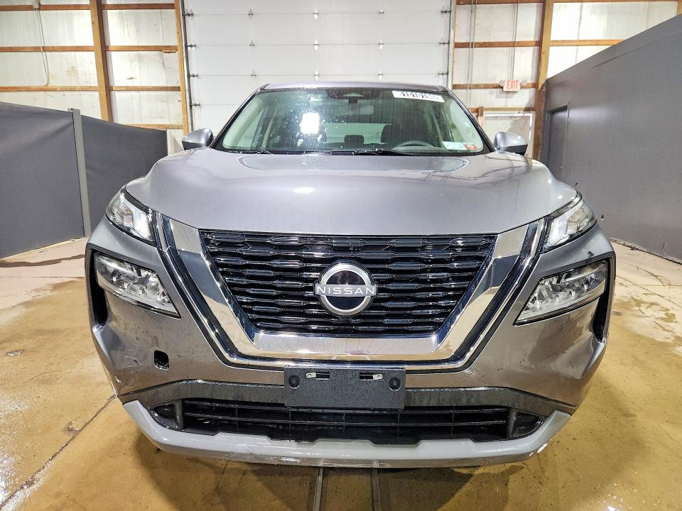2023 Nissan Rogue VIN JN8BT3BBXPW483654 COPART salvage auction — HAIL, OH - CERTIFICATE OF TITLE (P), sold $5,800 on 2026-07-20 (photo 5)