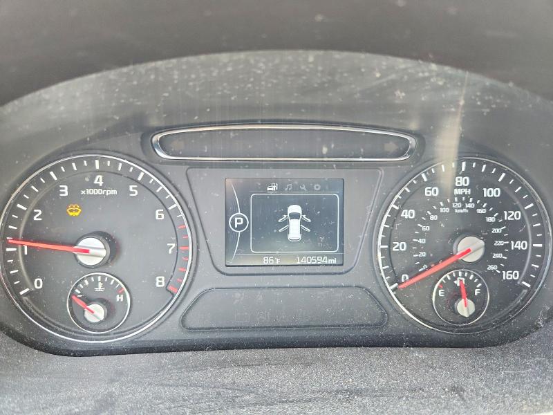 2017 Kia Sorento VIN 5XYPG4A55HG242073 COPART salvage auction — HAIL, MO - CERTIFICATE OF TITLE, sold $1,100 on 2026-07-27 (photo 9)