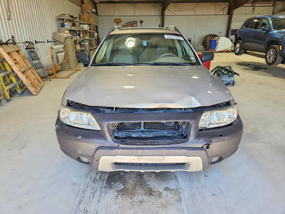 2005 Volvo Xc70 VIN YV1SZ592651201011 COPART salvage auction — FRONT END, Pa - Certificate Of Salvage, sold $375 on 2026-07-31 (photo 5)