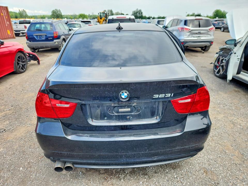 2009 BMW 3 series VIN WBAPG73599A401013 COPART salvage auction — SIDE, ON - PERMIT IRREPAIRABLE, sold $400 on 2026-07-28 (photo 6)